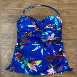 La Blanca Twist Halter Tankini Top
